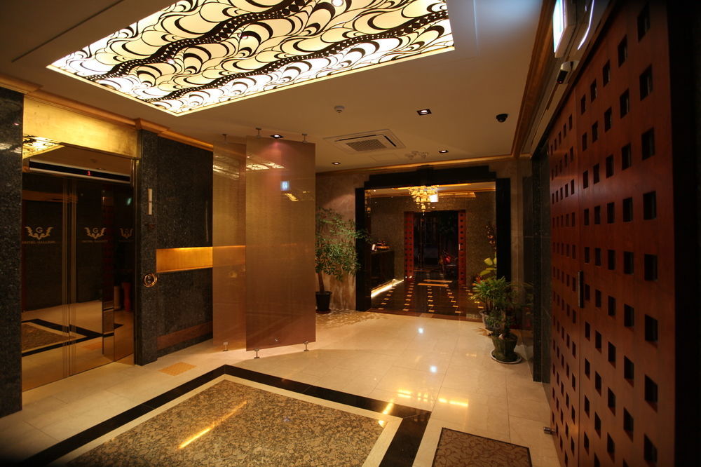 Gallery Tourist Hotel Tongyeong Exteriör bild